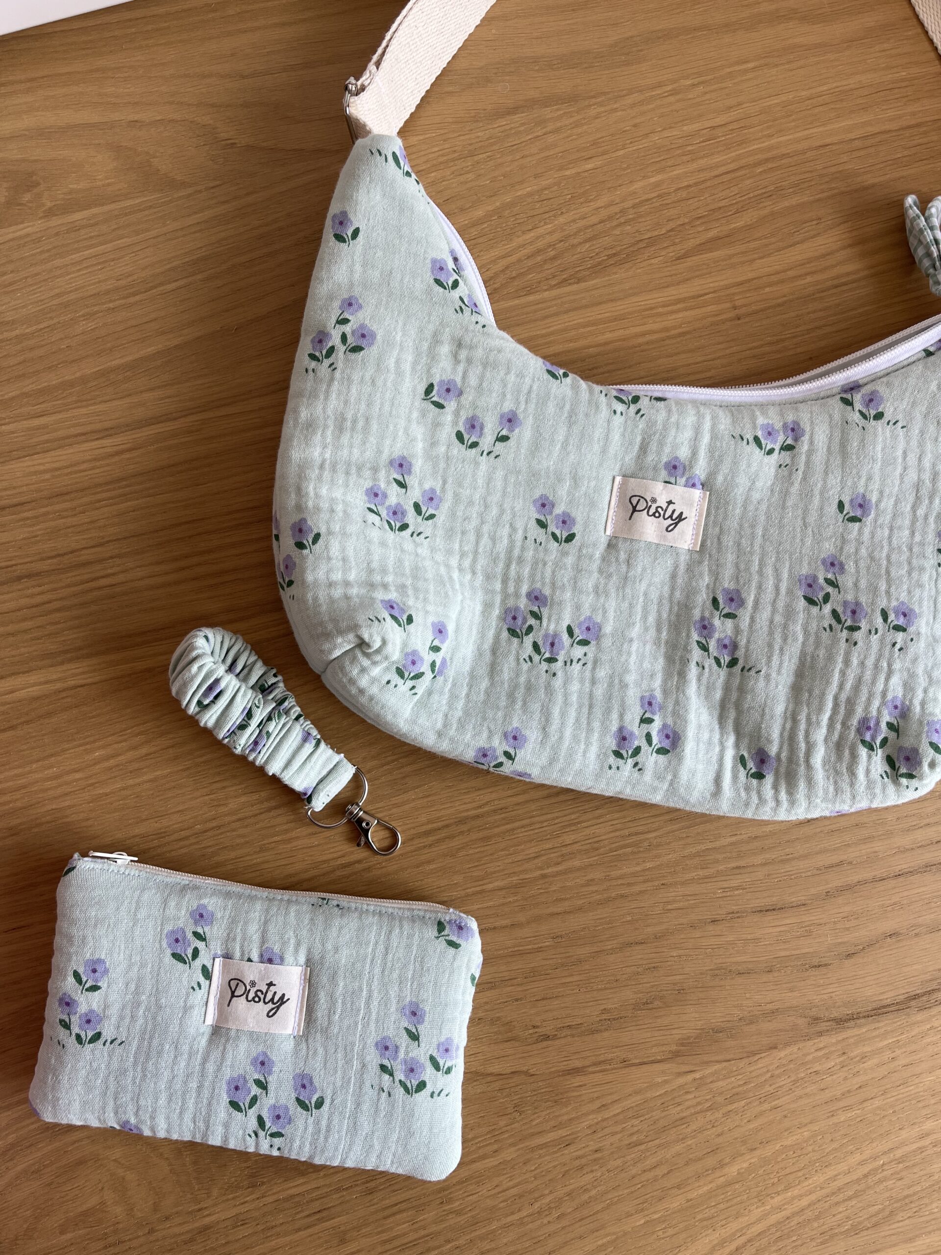 Ensemble Lila