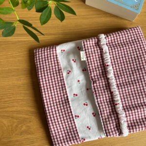 Couvre-livre ajustable et réversible Cherry