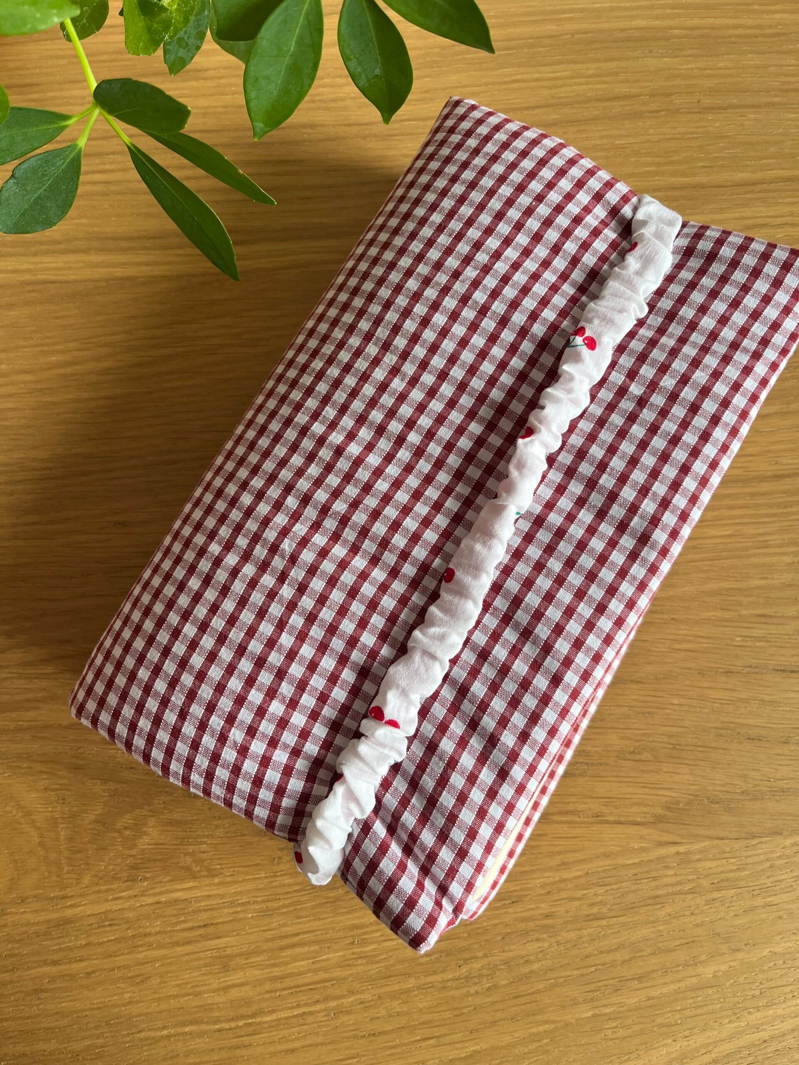Couvre-livre ajustable et réversible Cherry – Image 4