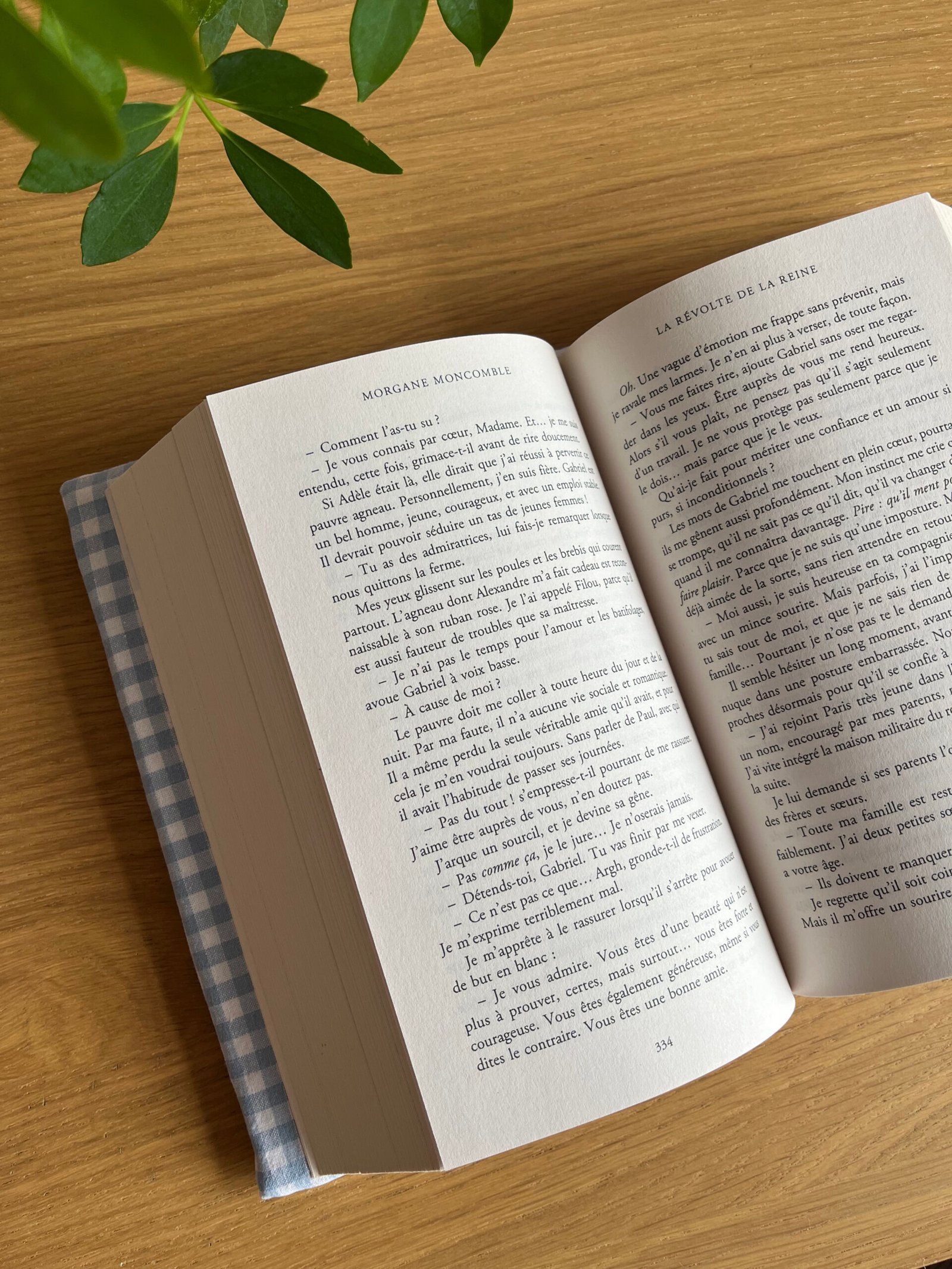 Couvre-livre ajustable et réversible Alice – Image 3